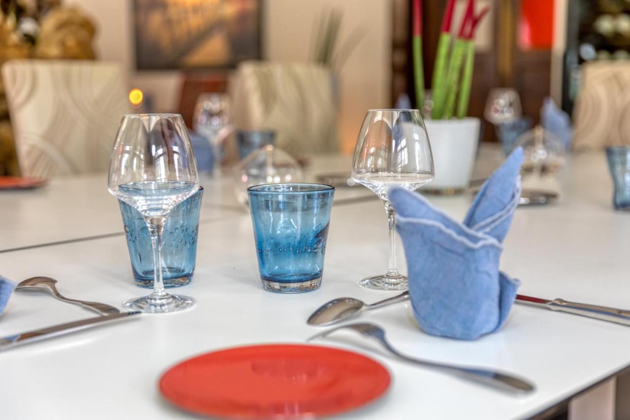 Hotel La Commanderie de Champarey à Bourgoin-Jallieu Extérieur photo