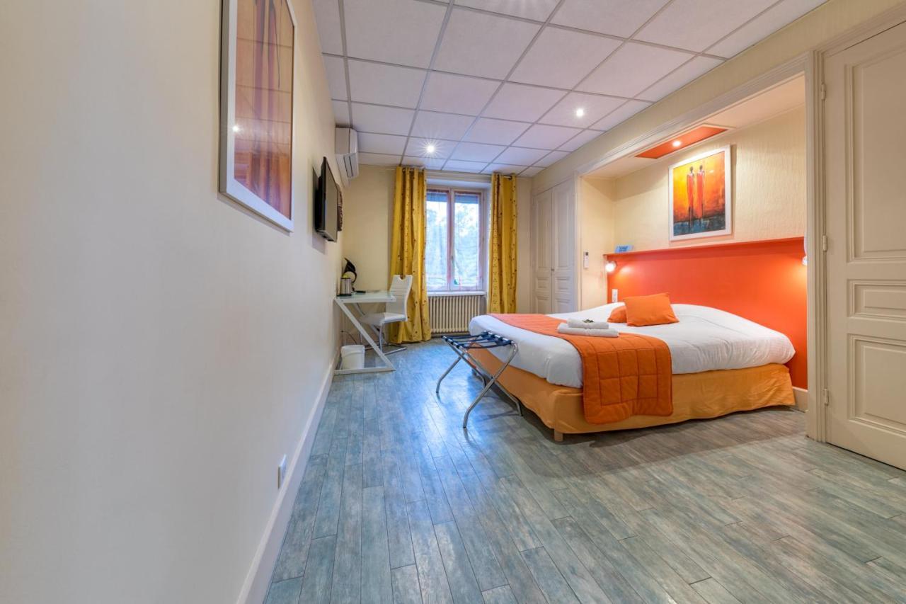 Hotel La Commanderie de Champarey à Bourgoin-Jallieu Extérieur photo